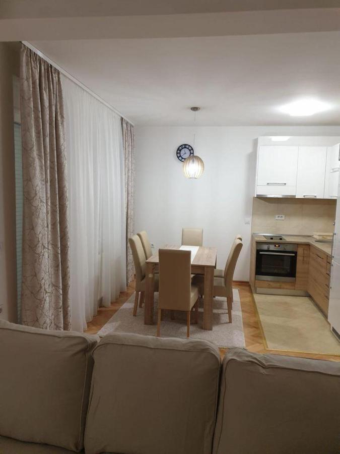 Dobi Apartmani Wing Jagodina Dış mekan fotoğraf
